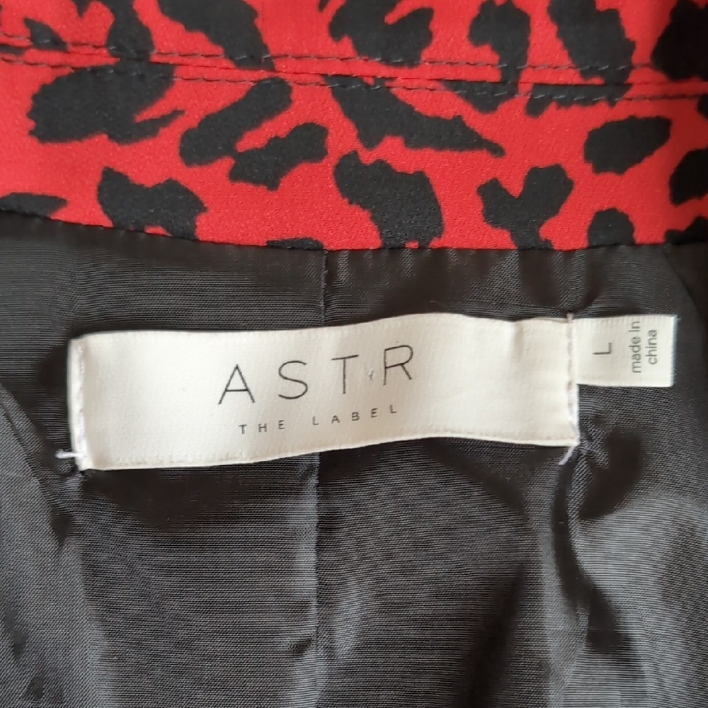 Red and Black Animal Print Blazer - Picture 3 of 4